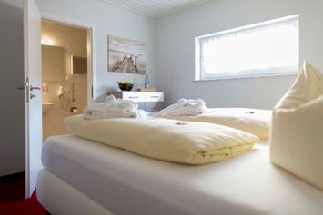 Schlafbereich Junior Suite mit Bad Sporthotel Wernigerode